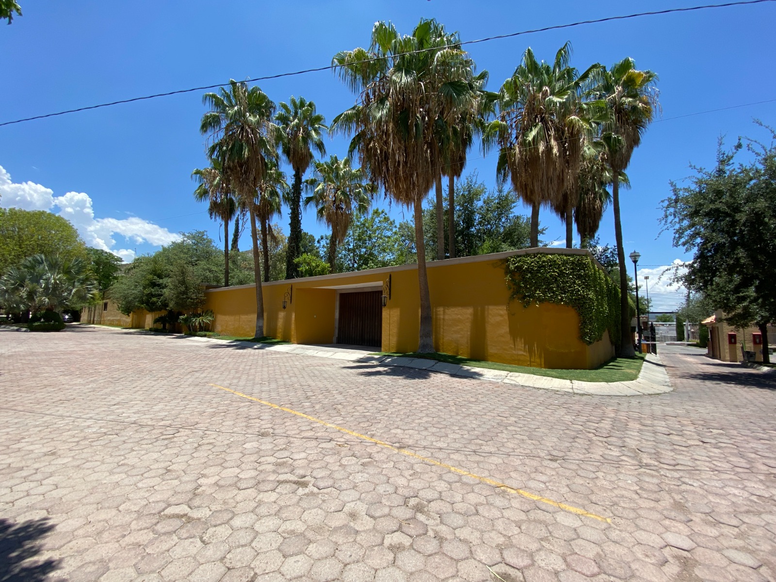 Casas en Venta en Las Rosas, Gómez Palacio, Durango | PropiedadesMexico